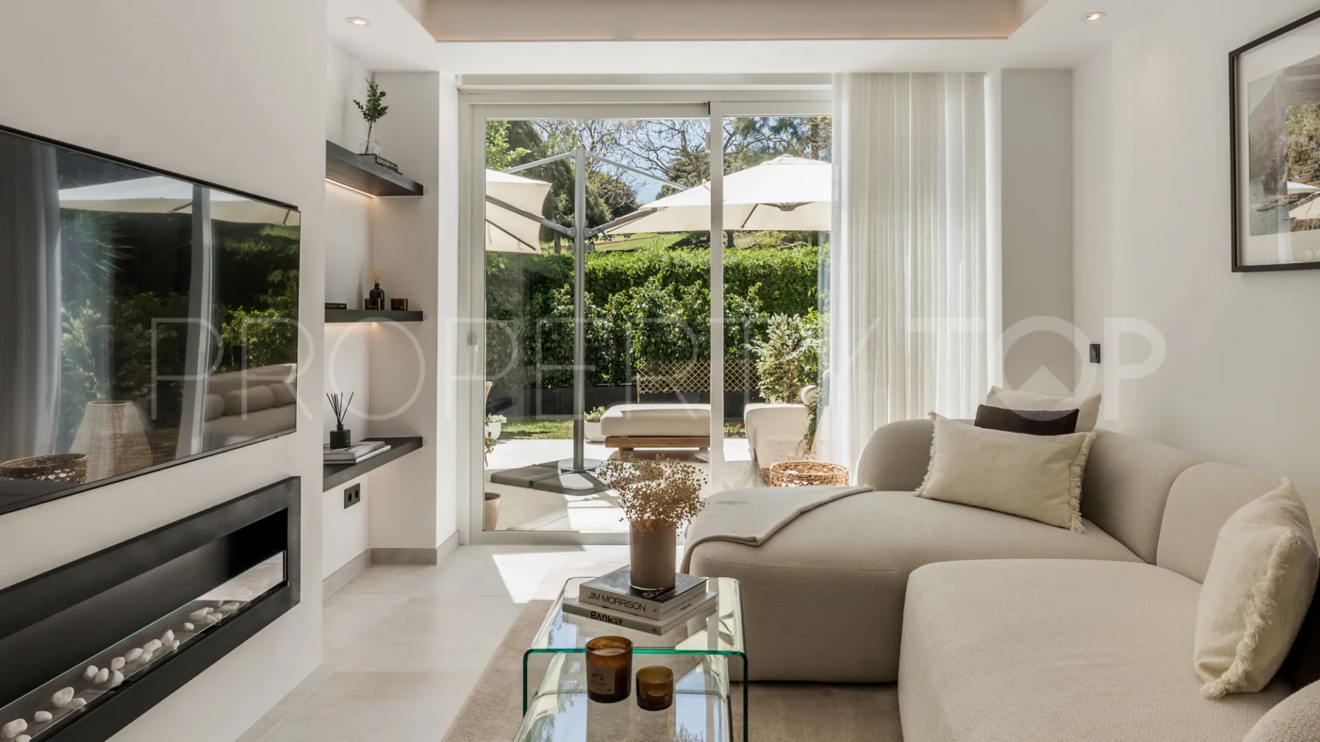 Apartamento planta baja de 3 dormitorios en venta en La Quinta