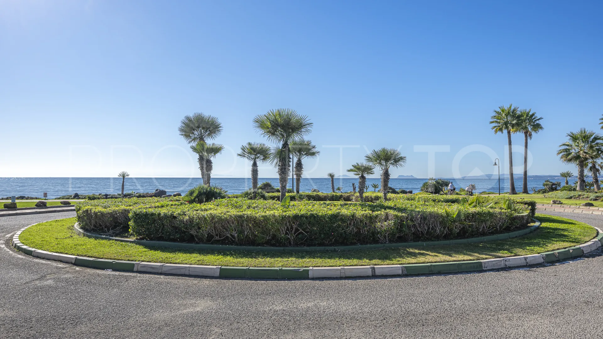 Ground floor apartment for sale in Menara Beach
