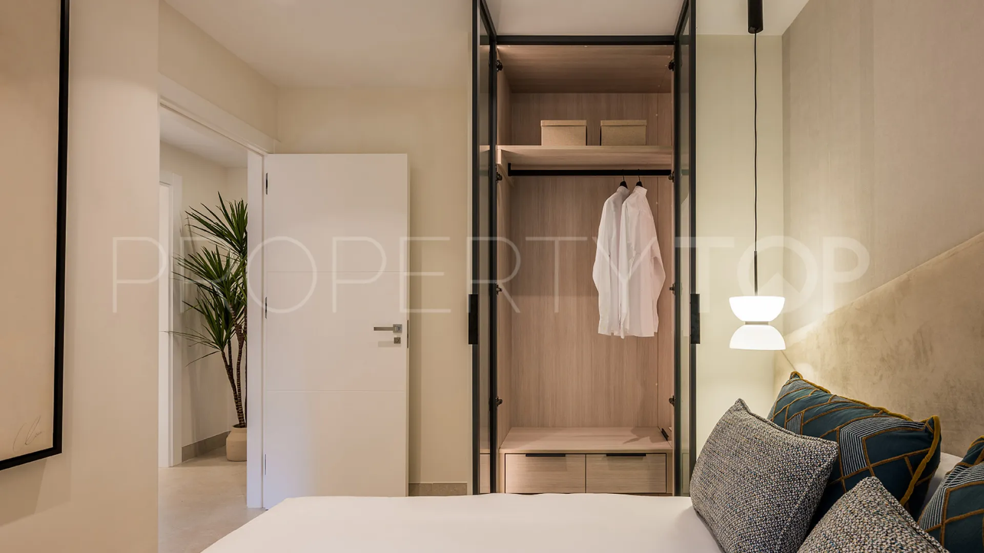 Ground floor apartment for sale in Menara Beach