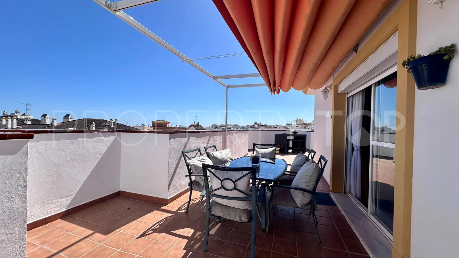 Ático con 3 dormitorios a la venta en San Pedro de Alcantara