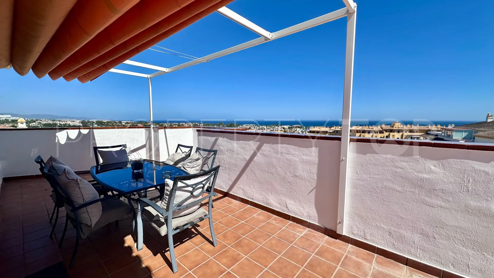 Ático con 3 dormitorios a la venta en San Pedro de Alcantara