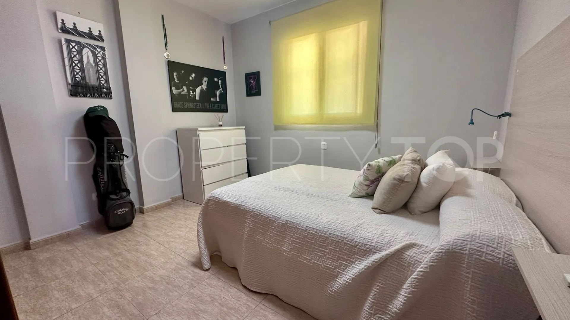 Ático con 3 dormitorios a la venta en San Pedro de Alcantara