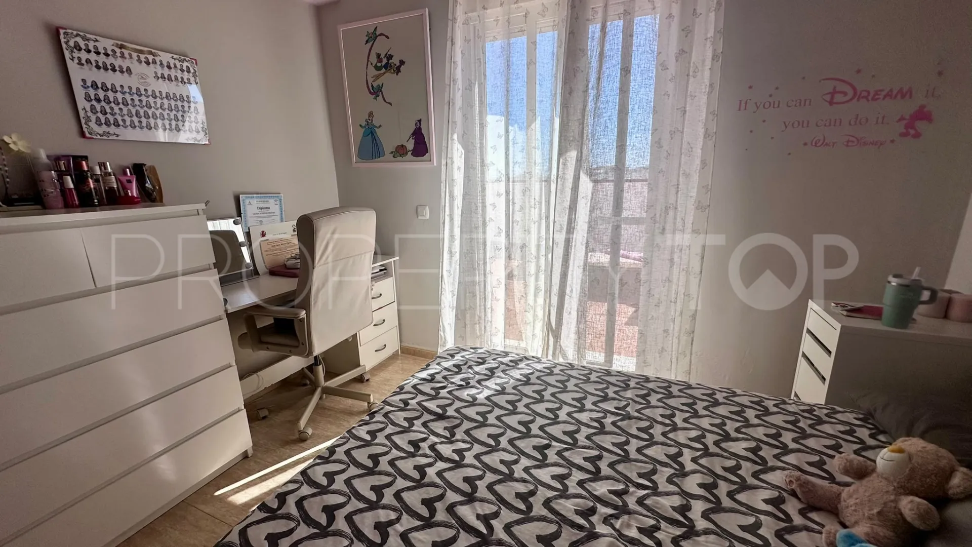 Ático con 3 dormitorios a la venta en San Pedro de Alcantara