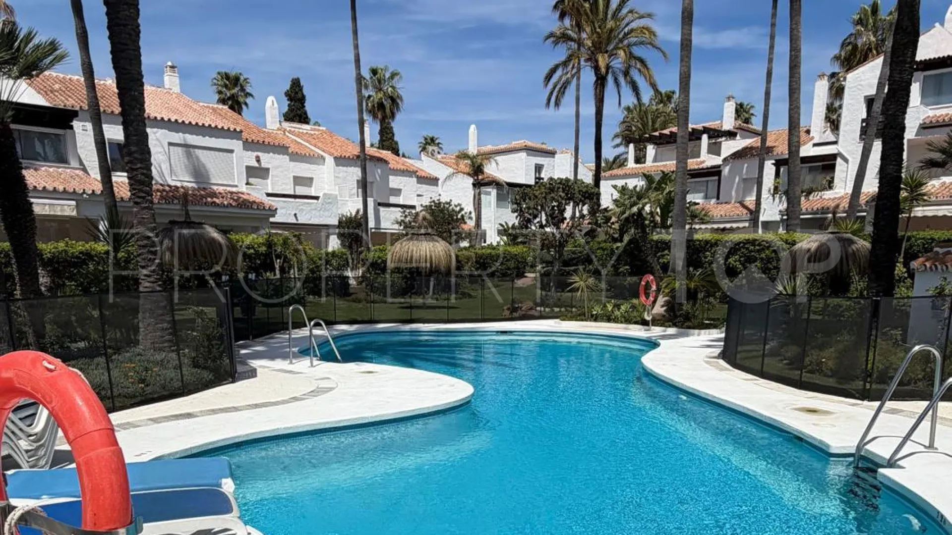 Apartment for sale in Bahia de Marbella