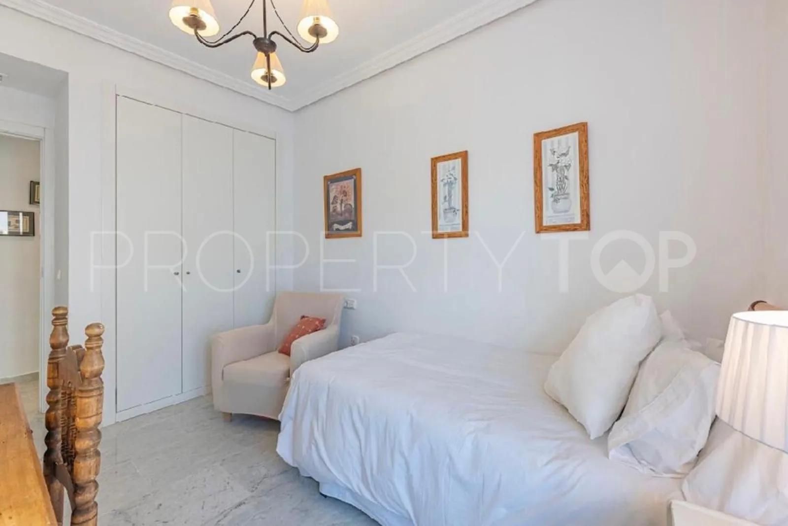 Apartment for sale in Bahia de Marbella