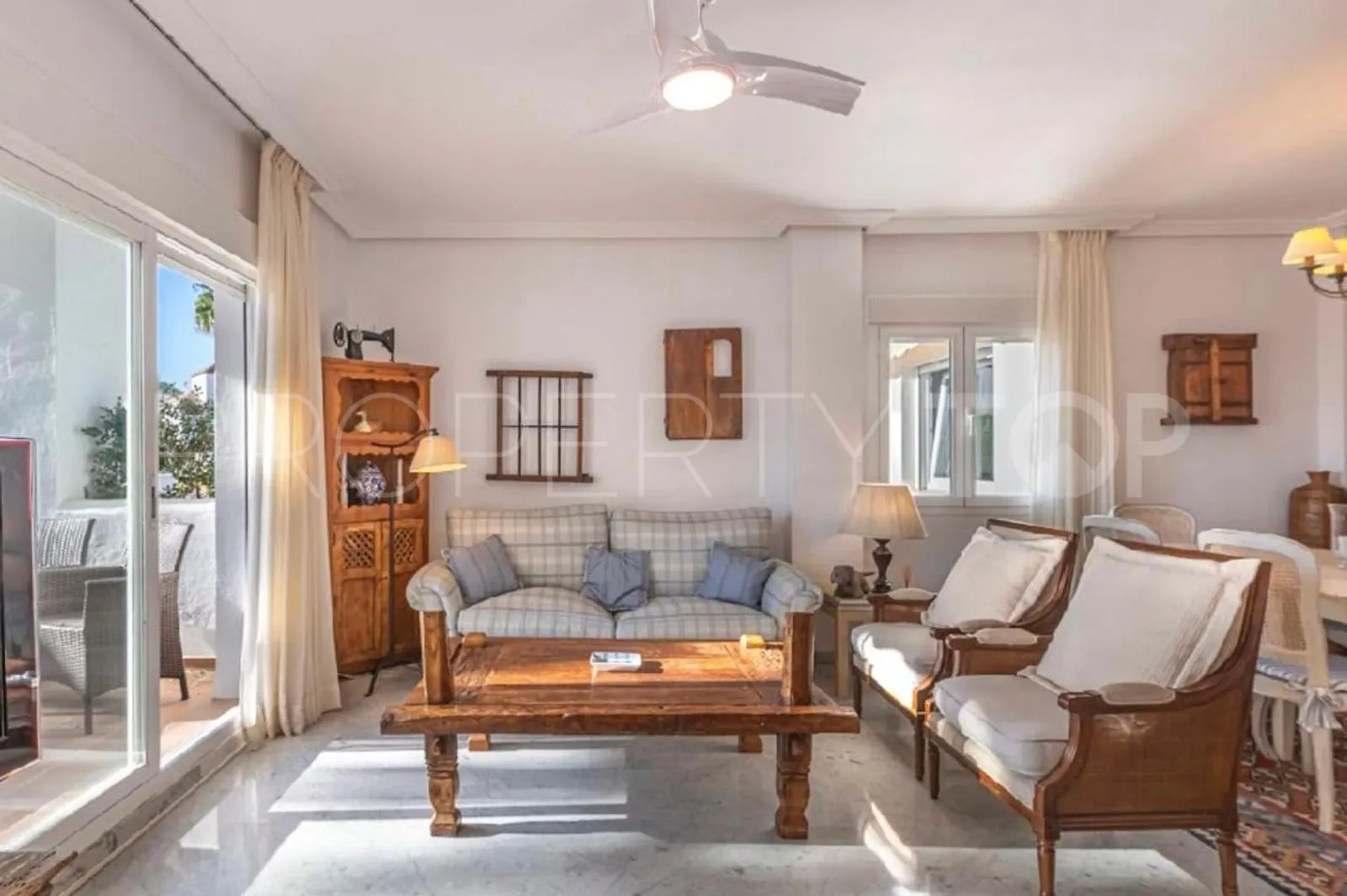 Apartment for sale in Bahia de Marbella