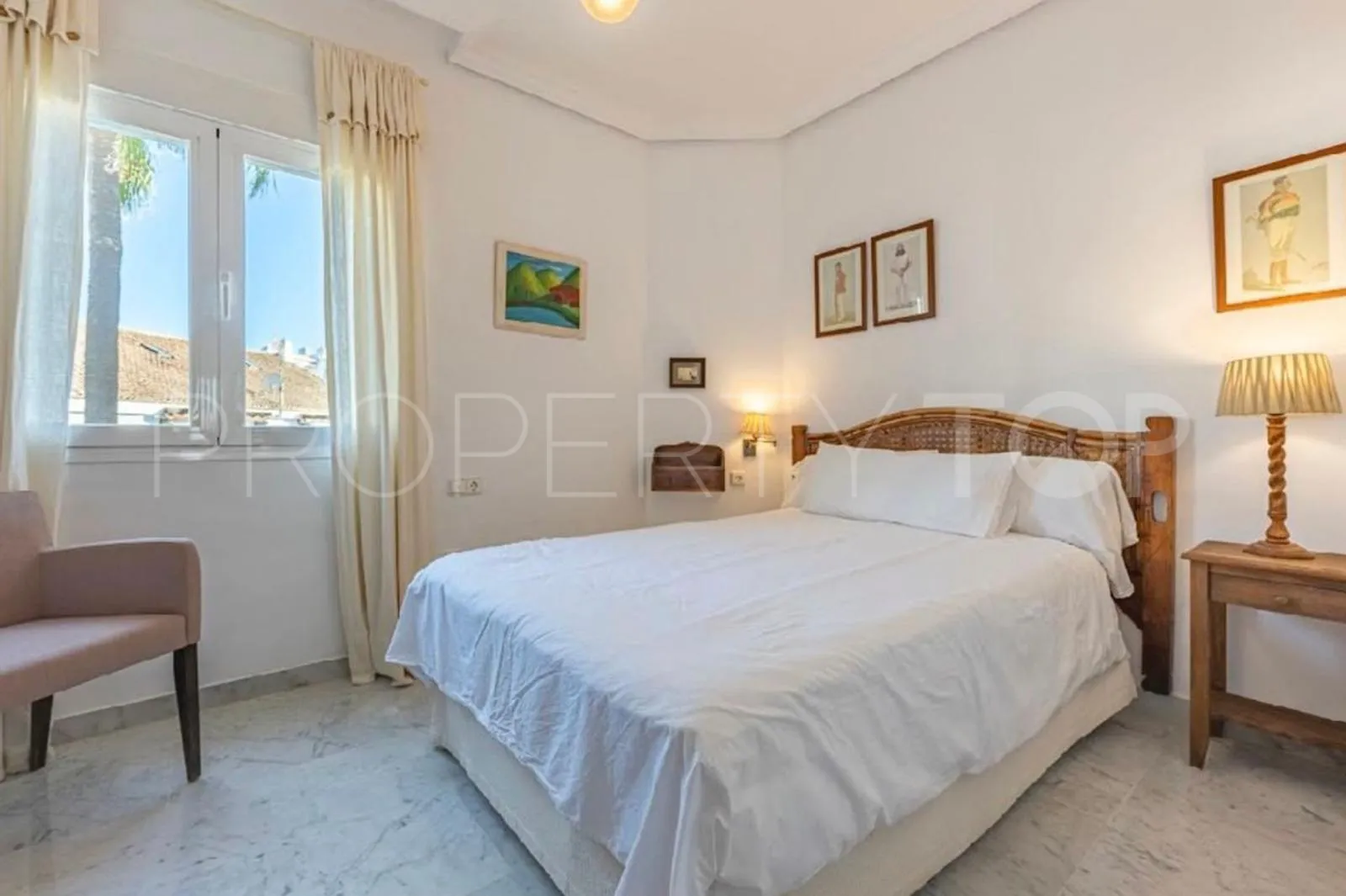 Apartment for sale in Bahia de Marbella