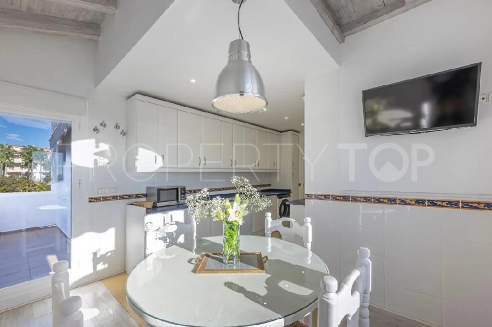 Apartment for sale in Bahia de Marbella