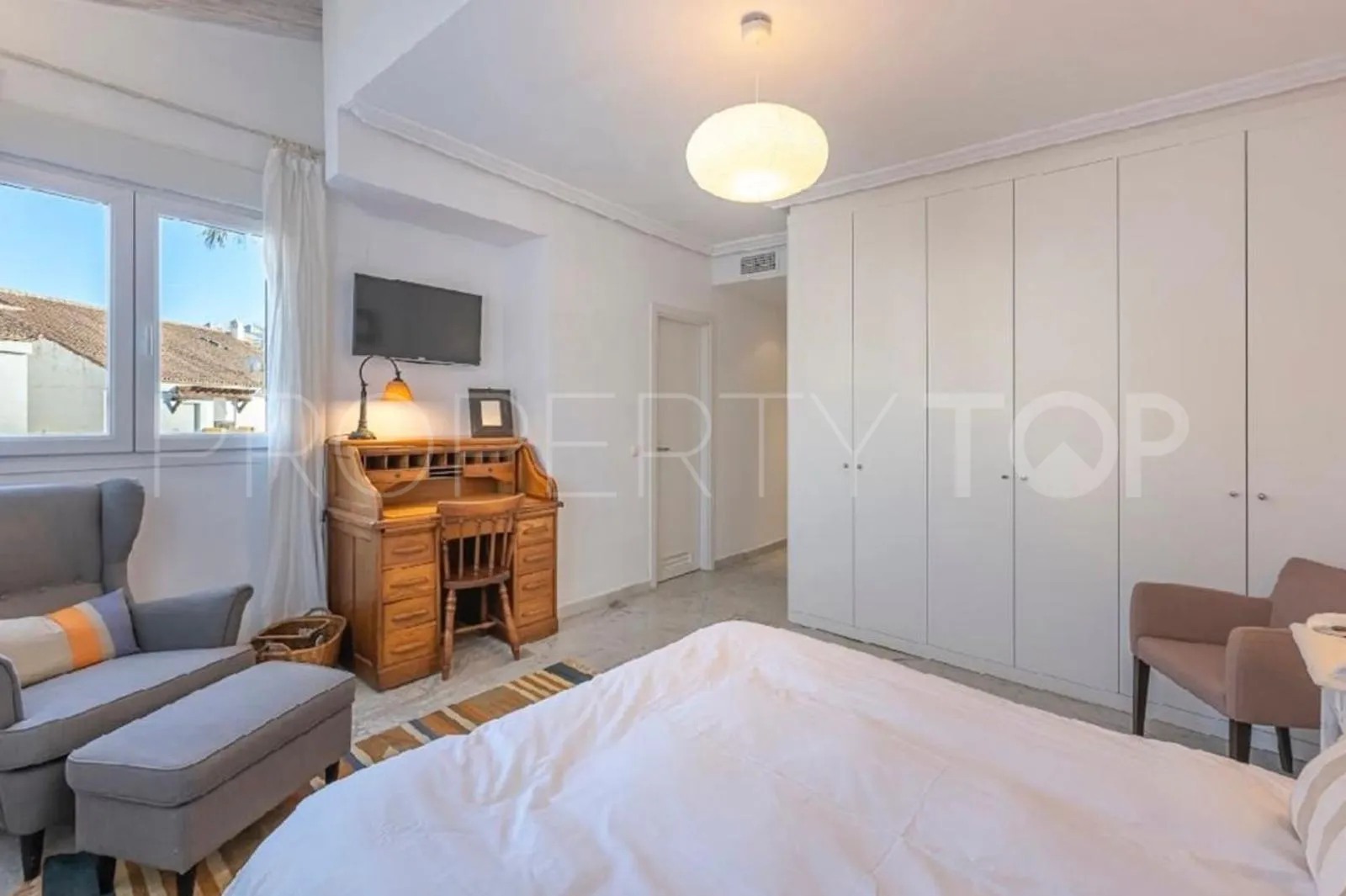 Apartment for sale in Bahia de Marbella