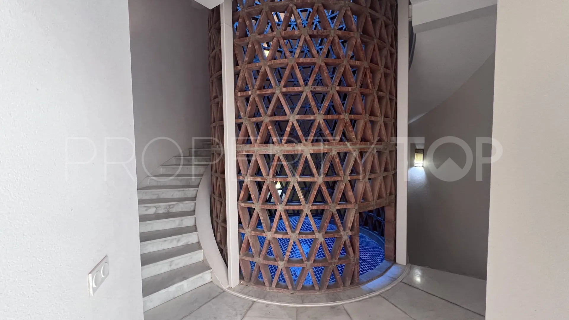 5 bedrooms villa in Atlanterra for sale