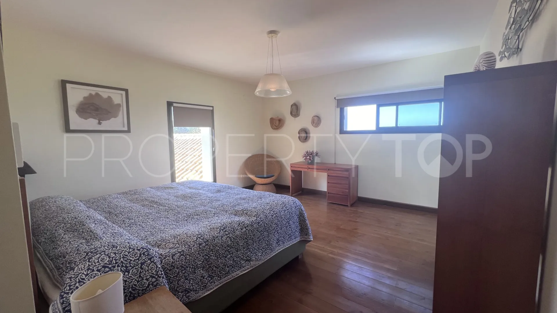 5 bedrooms villa in Atlanterra for sale
