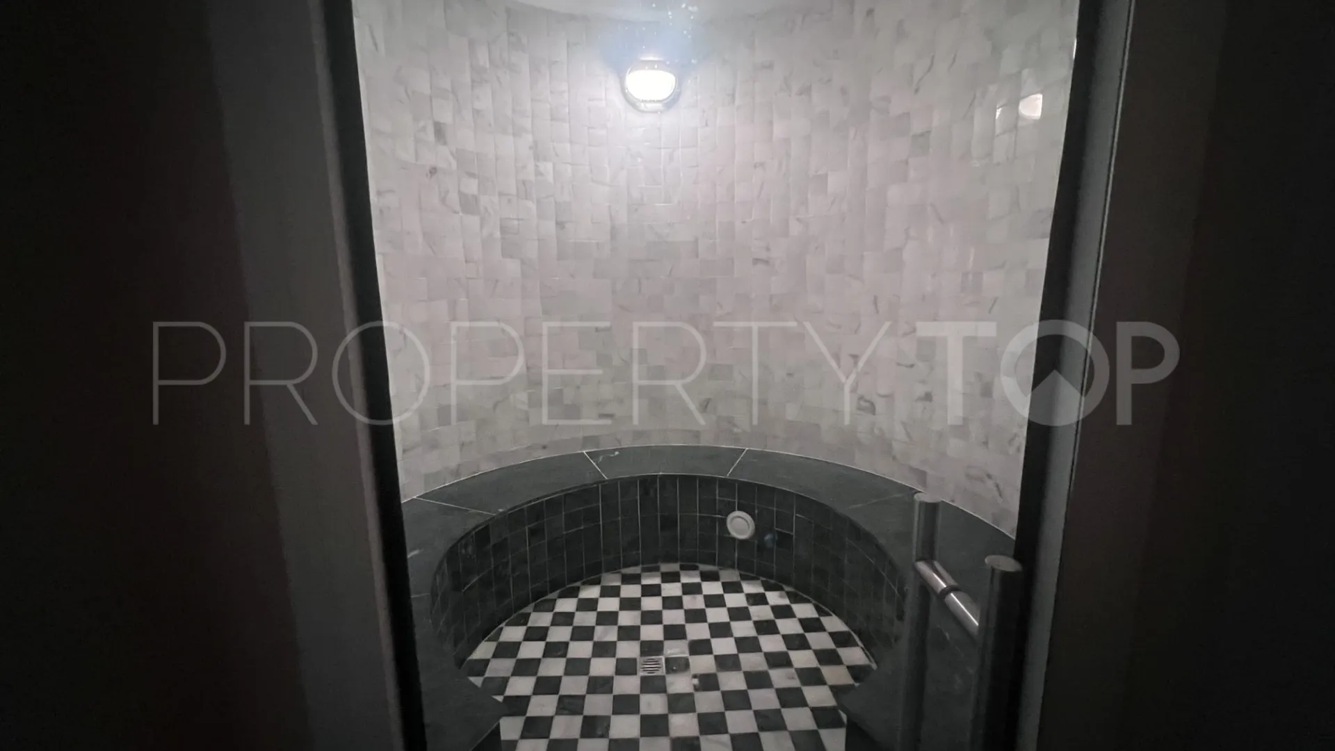 5 bedrooms villa in Atlanterra for sale