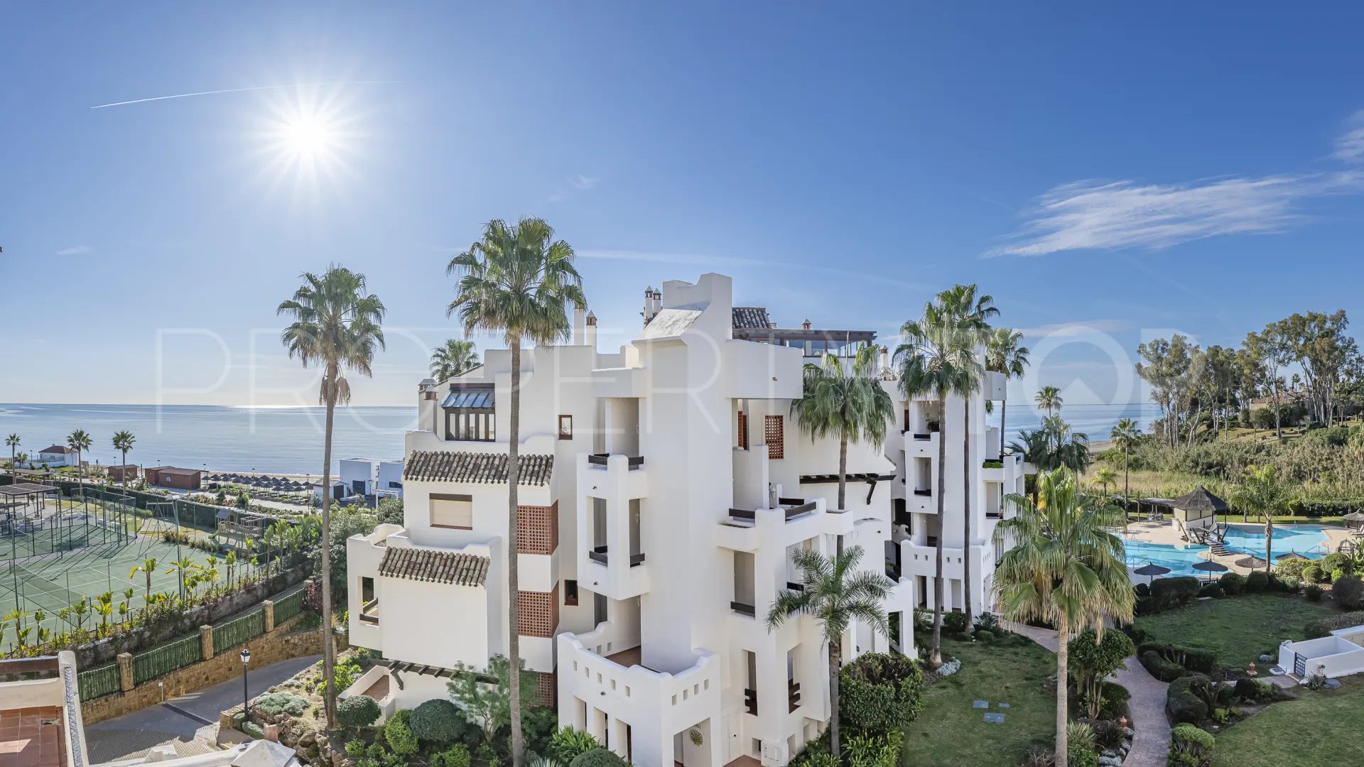 Apartamento planta baja en venta con 3 dormitorios en Bahía del Velerín