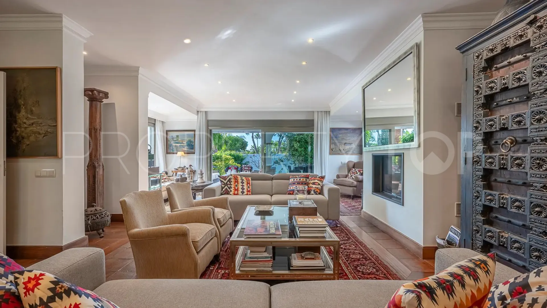 Villa con 5 dormitorios a la venta en Los Monteros Playa