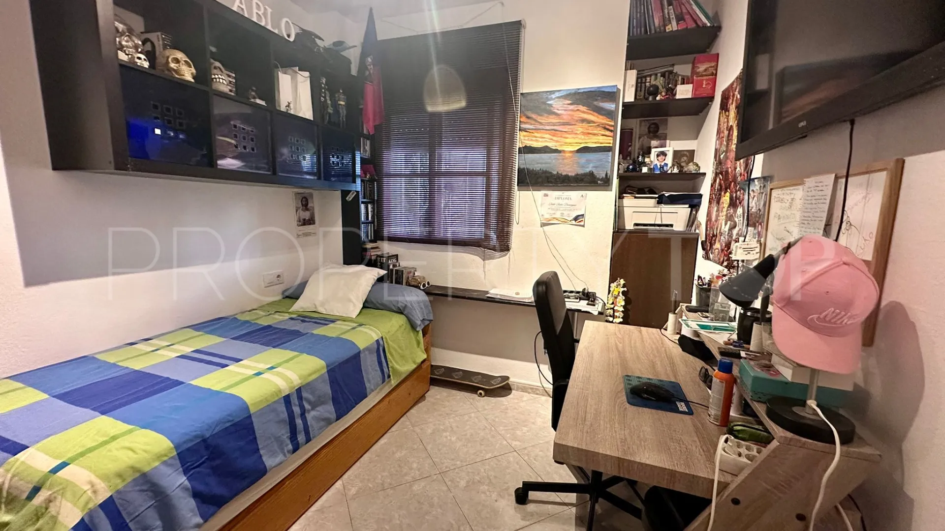 Buy San Pedro de Alcantara 4 bedrooms ground floor apartment