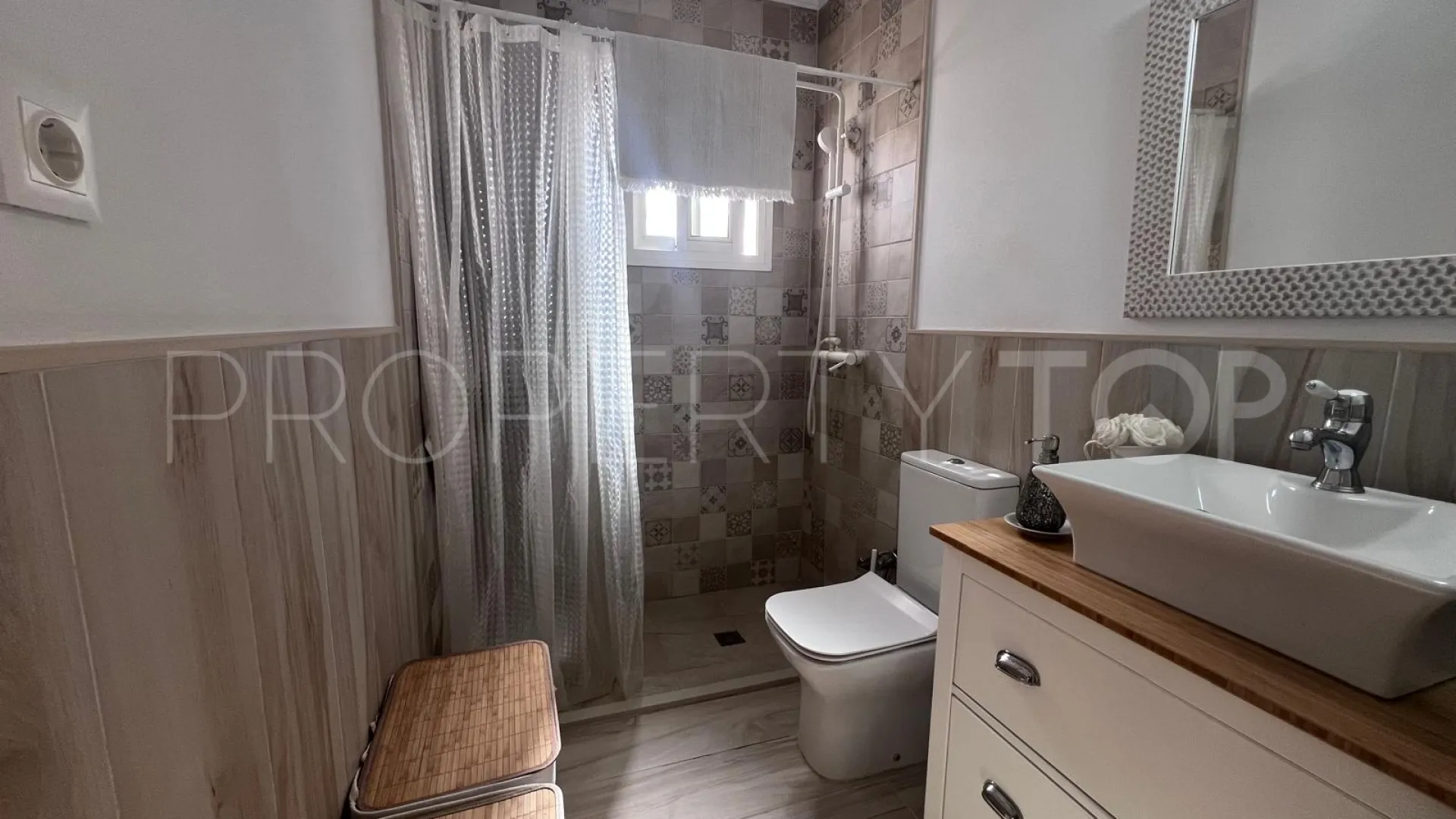 Tarifa chalet for sale