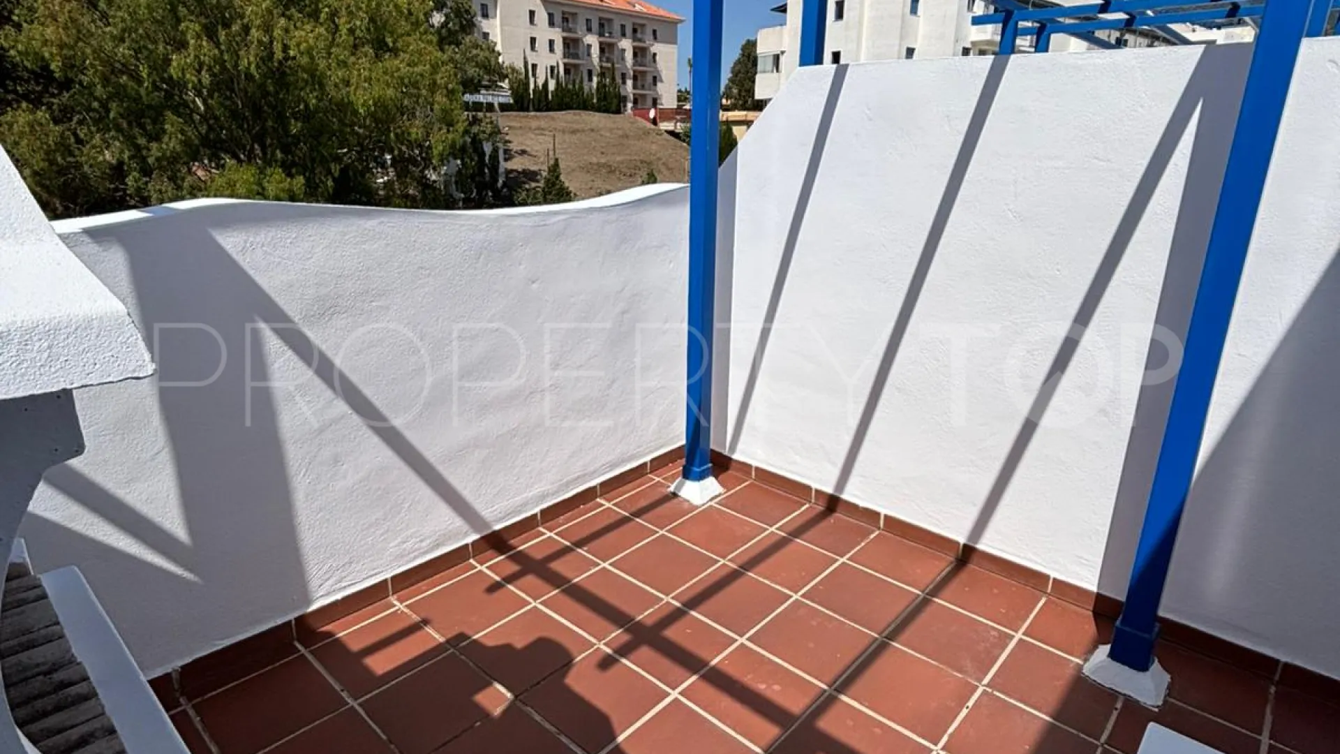 Benalmadena Costa, atico duplex con 1 dormitorio a la venta