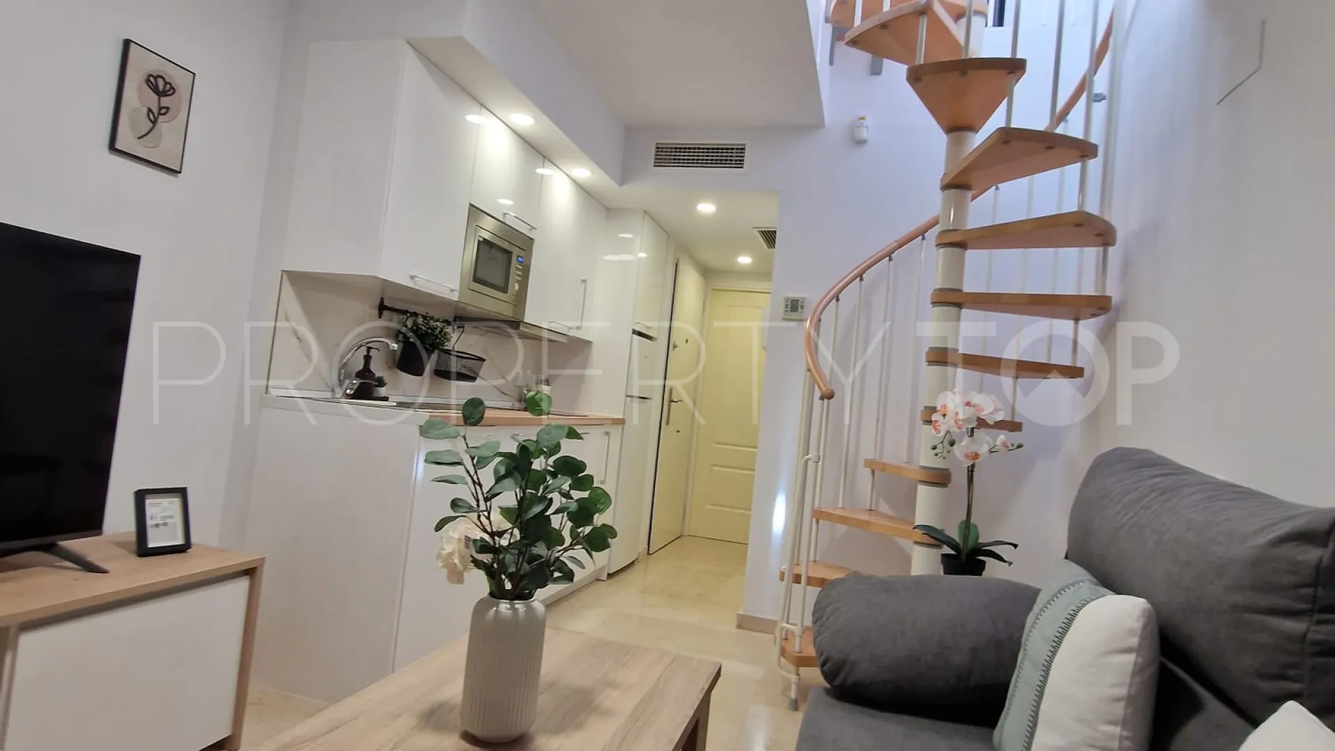 For sale penthouse in Benalmadena Costa