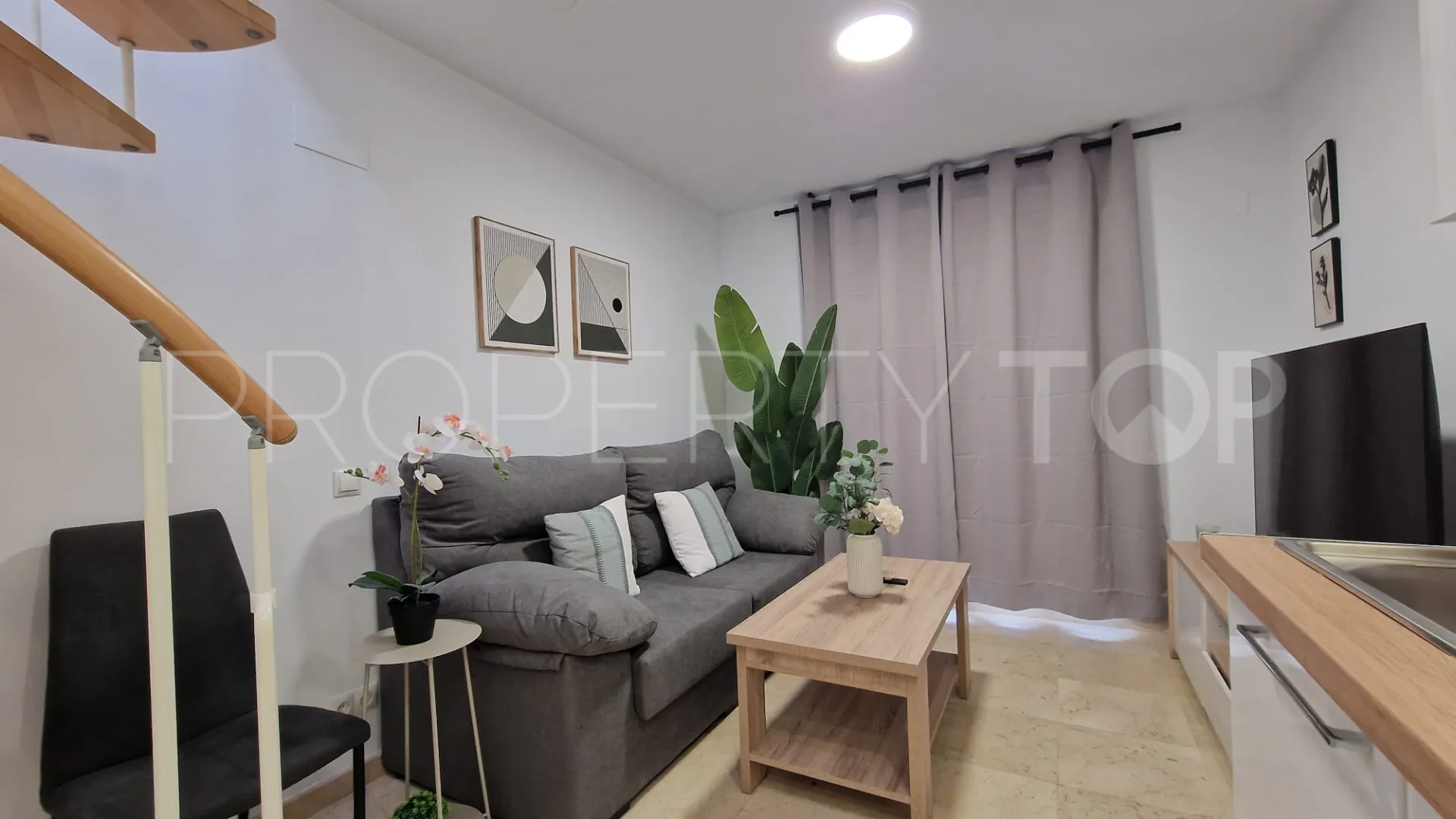 For sale penthouse in Benalmadena Costa