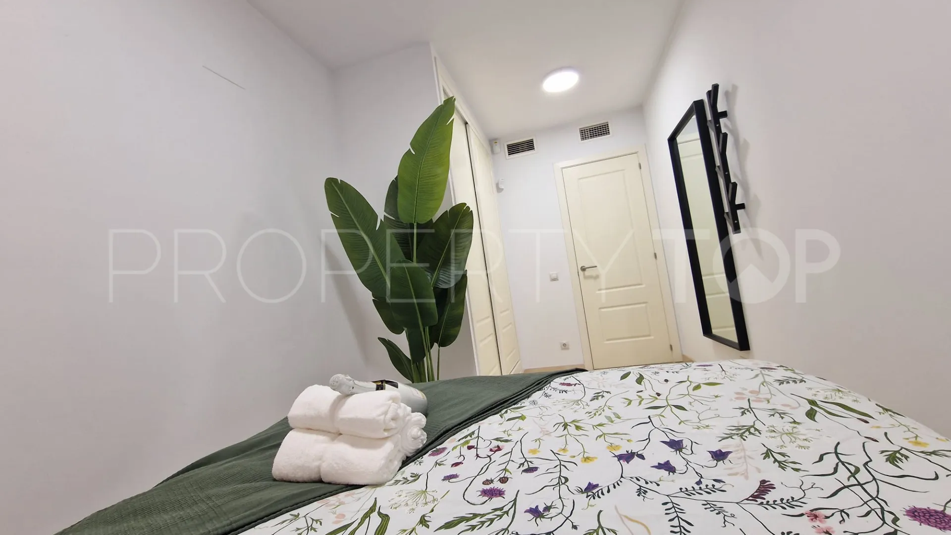 For sale penthouse in Benalmadena Costa
