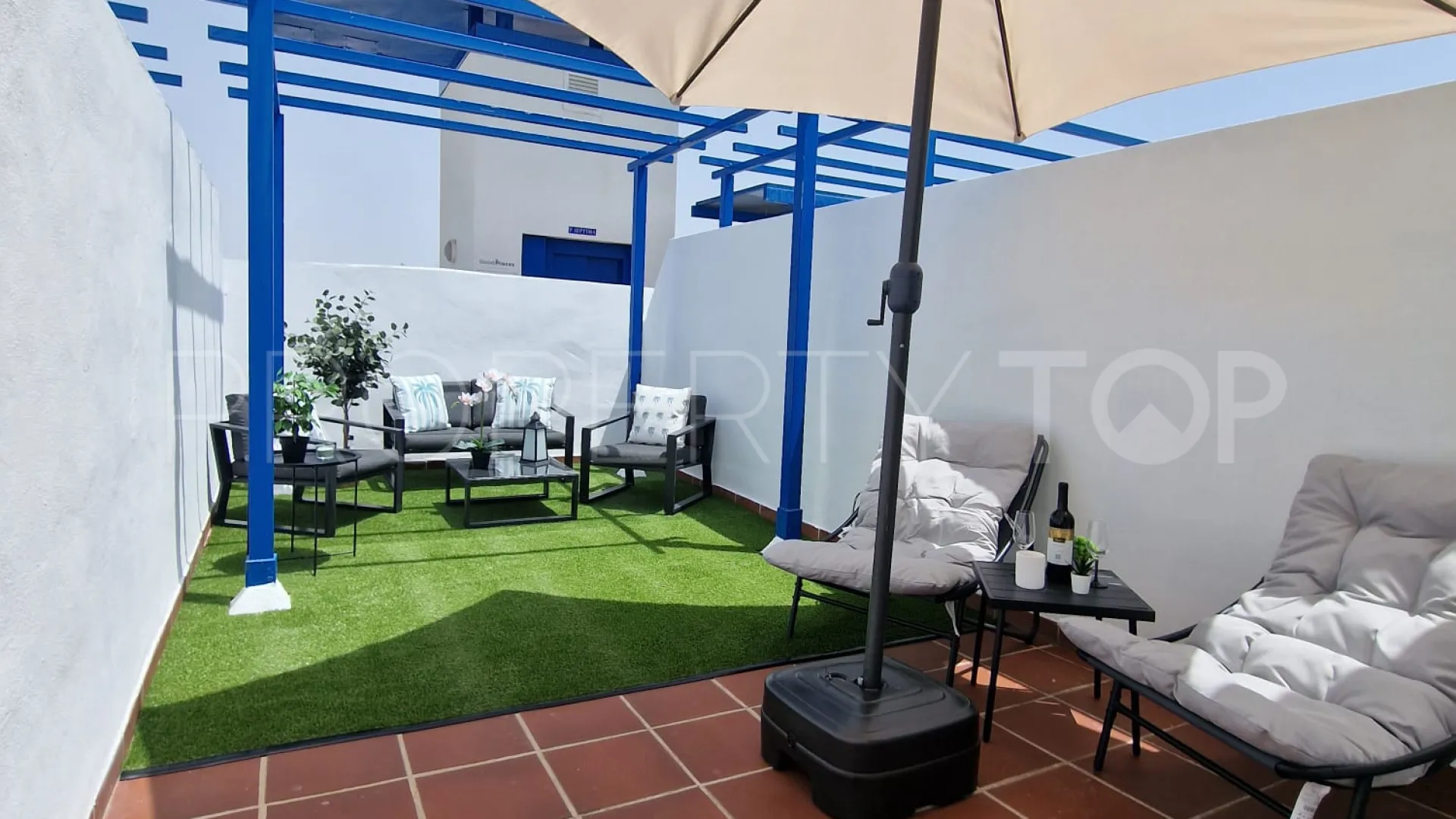 For sale penthouse in Benalmadena Costa