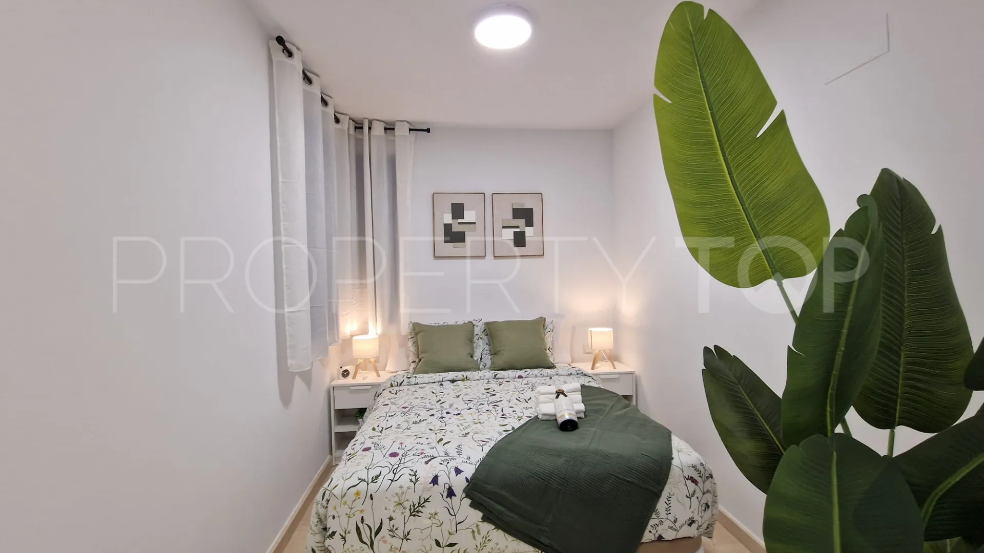 For sale penthouse in Benalmadena Costa