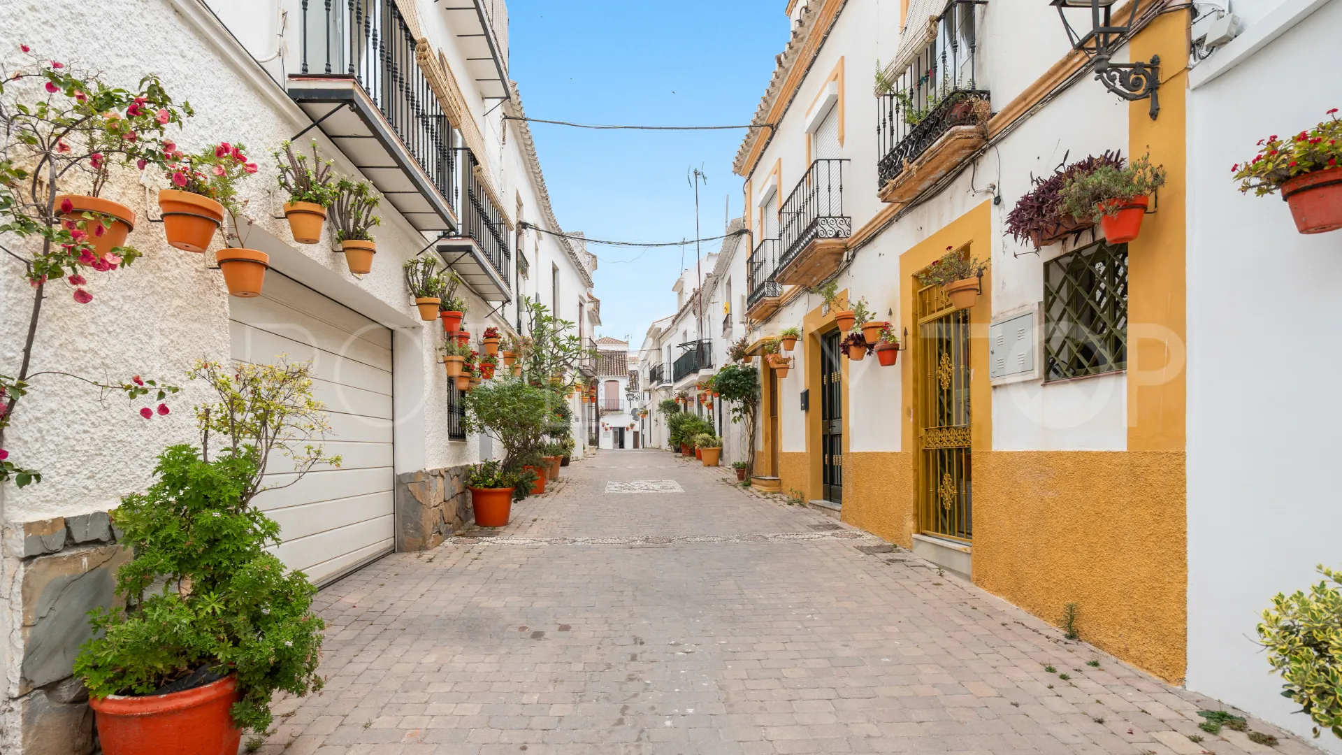 Adosado de 1 dormitorio a la venta en Estepona Casco Antiguo
