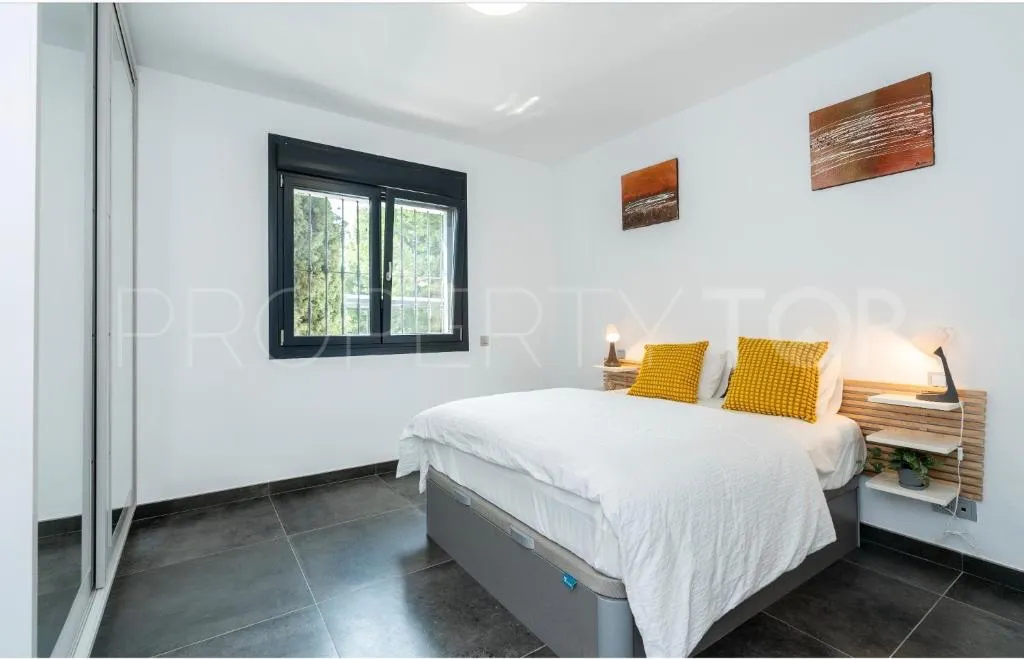 Las Brisas, villa con 6 dormitorios en venta