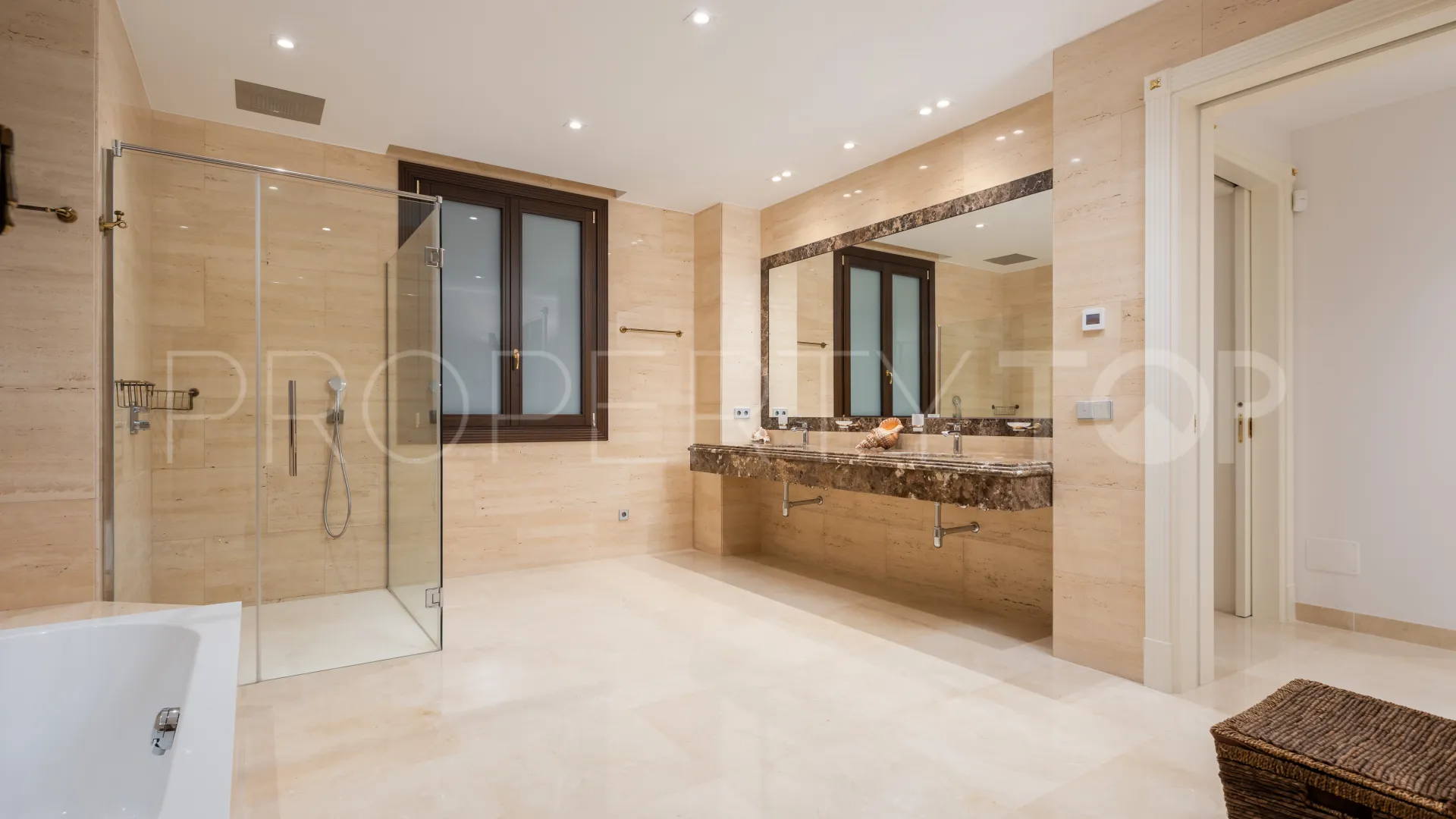 For sale Casasola villa