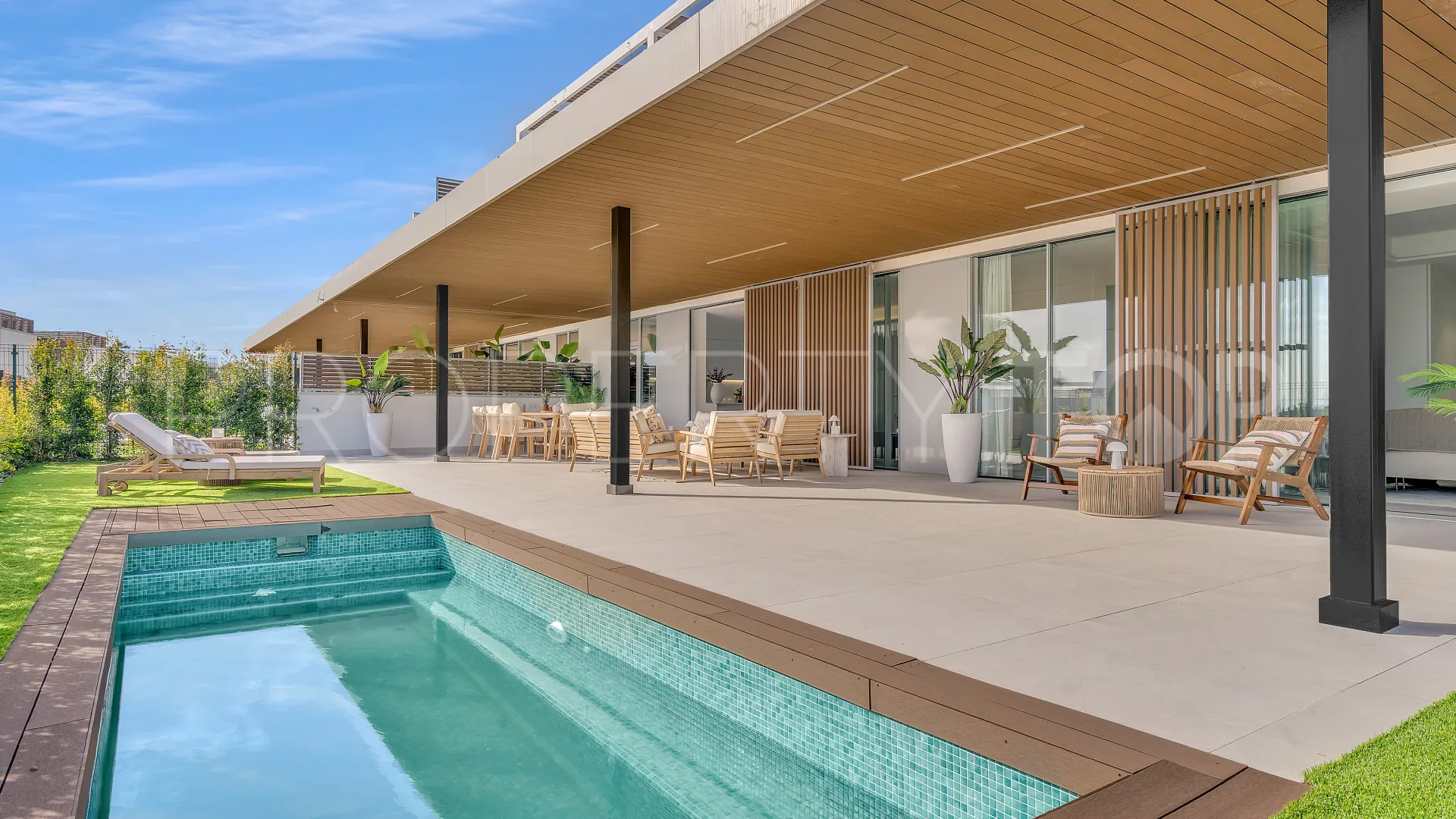 For sale ground floor apartment with 4 bedrooms in Santa Clara