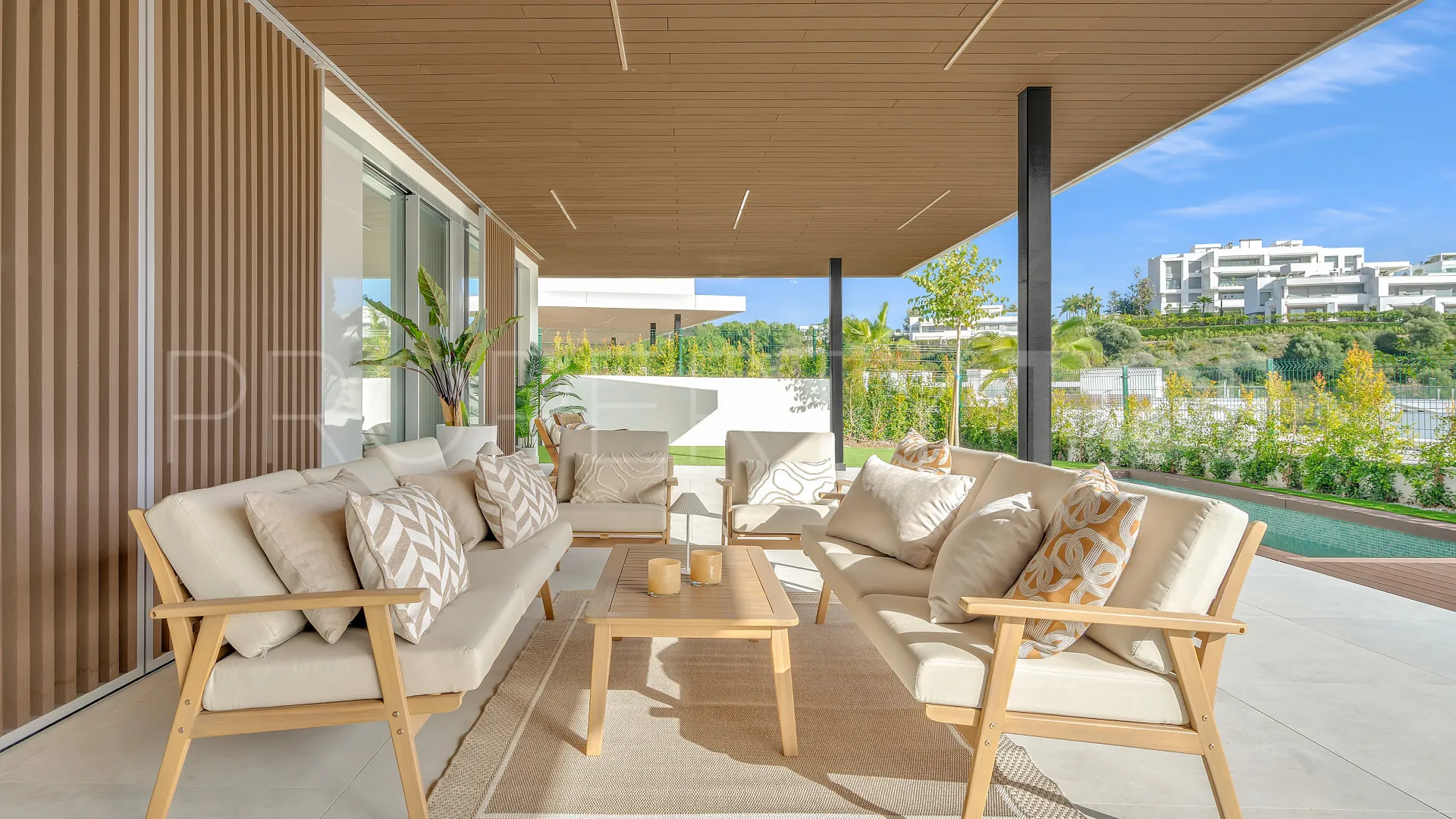 For sale ground floor apartment with 4 bedrooms in Santa Clara
