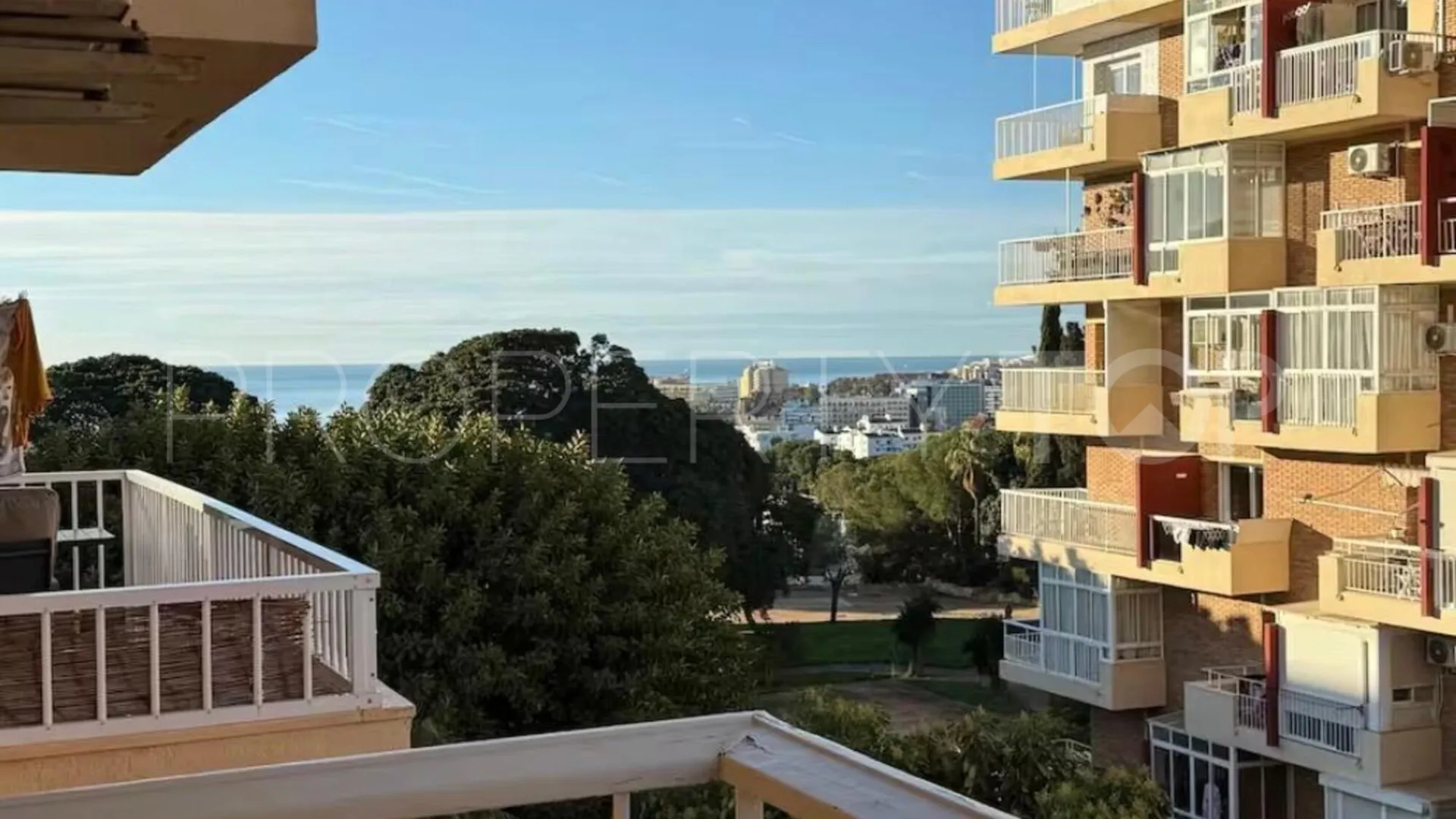Apartment for sale in Benalmadena Costa