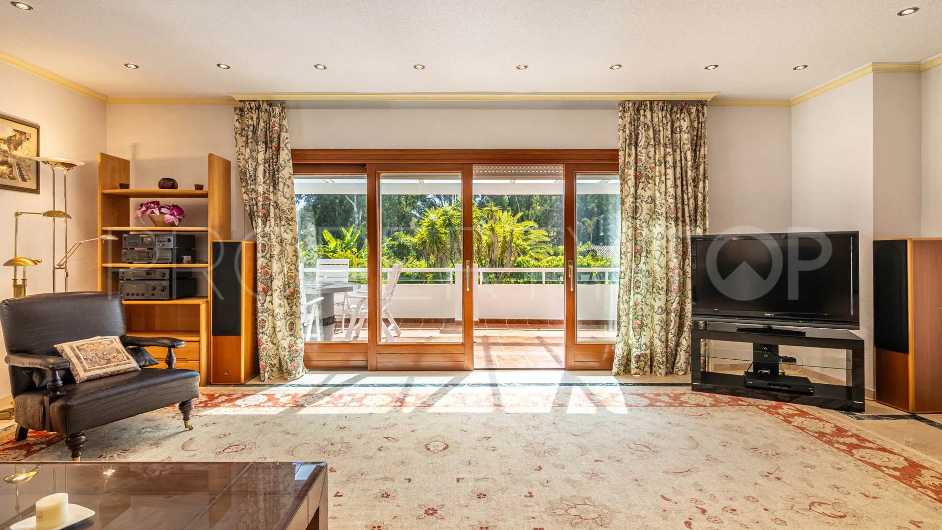 For sale 5 bedrooms villa in Costalita