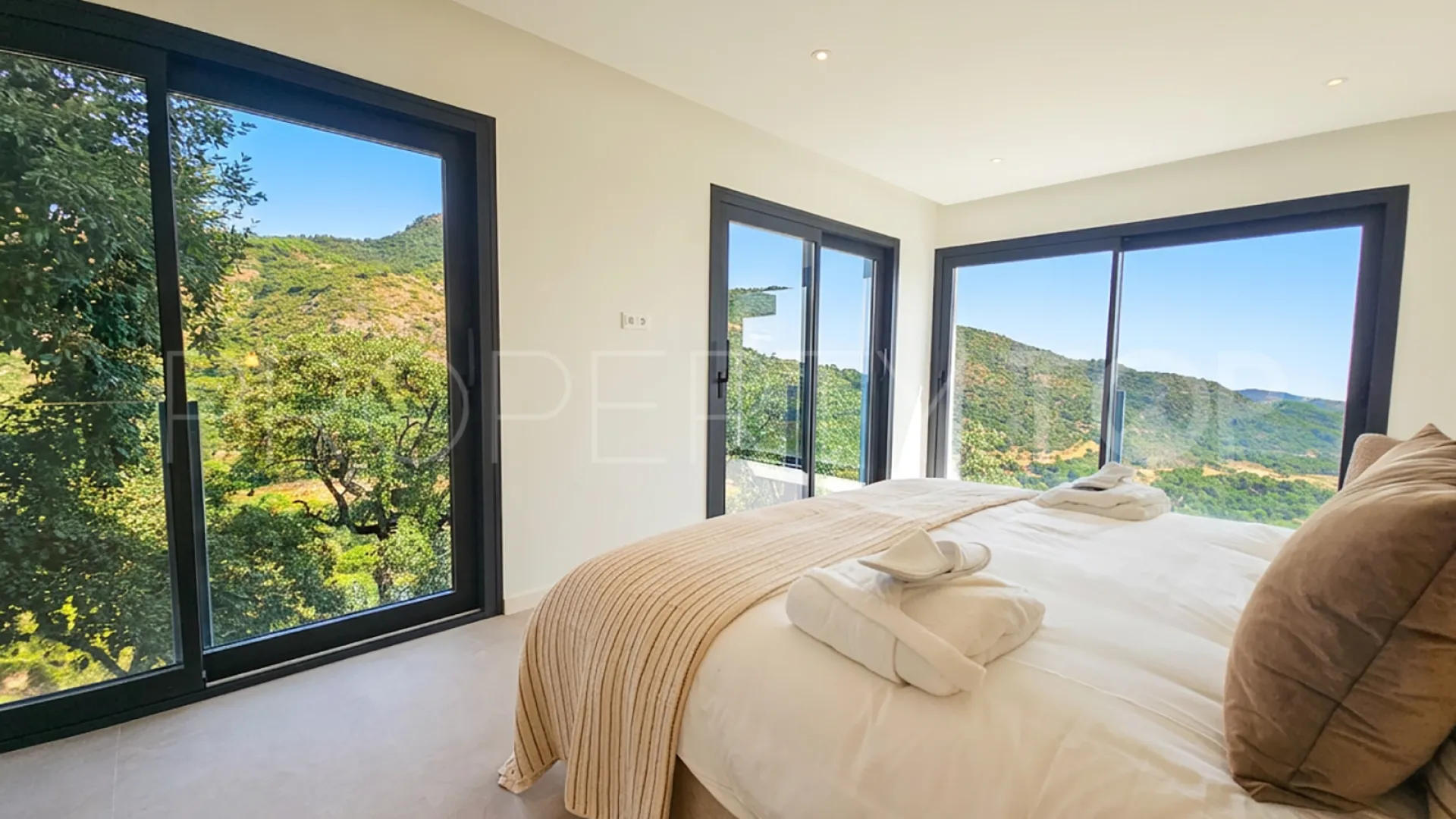 Villa en venta en Monte Mayor de 5 dormitorios