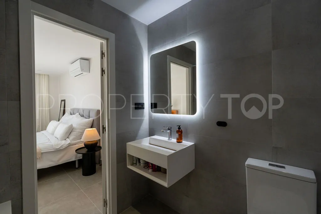 Adosado con 4 dormitorios en venta en Los Naranjos Golf