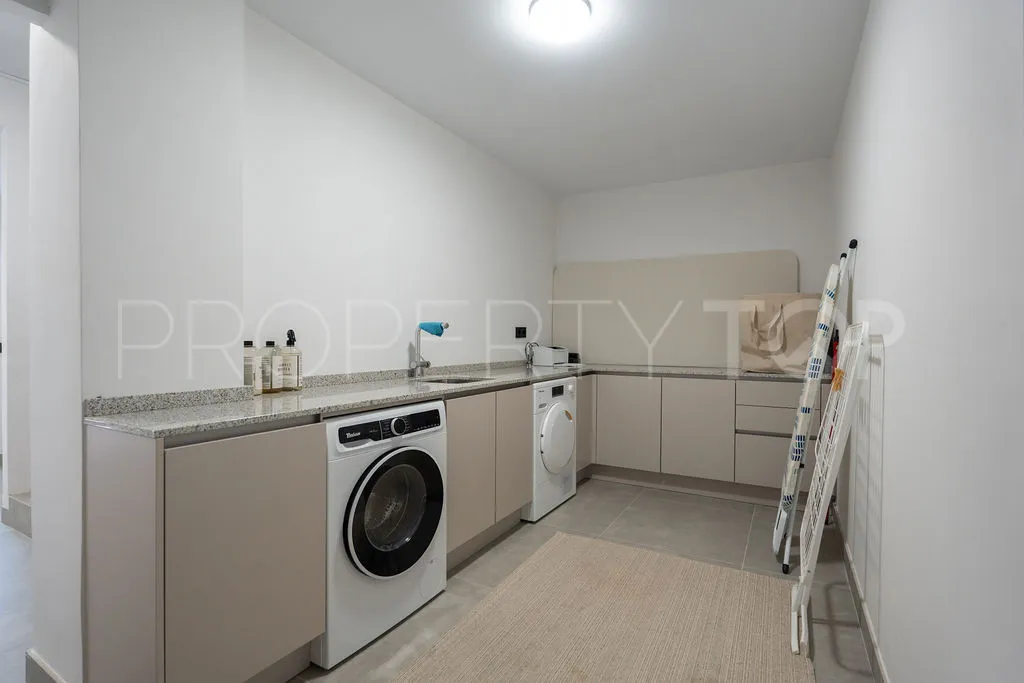 Adosado con 4 dormitorios en venta en Los Naranjos Golf
