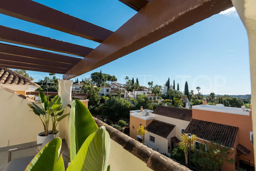 Adosado con 4 dormitorios en venta en Los Naranjos Golf