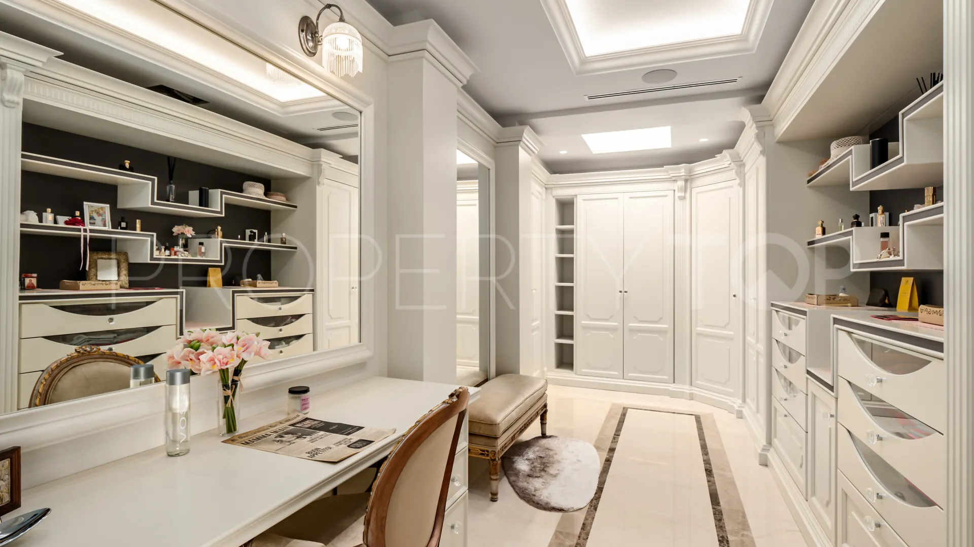 For sale Sierra Blanca villa with 10 bedrooms
