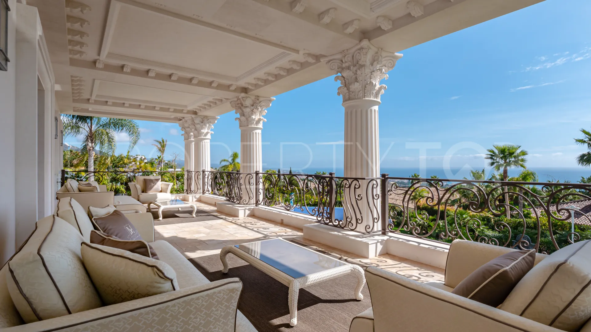 For sale Sierra Blanca villa with 10 bedrooms