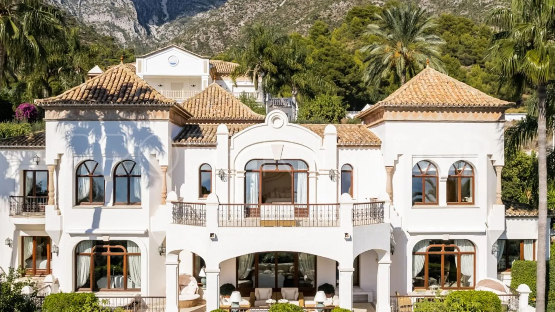 For sale Sierra Blanca 6 bedrooms villa