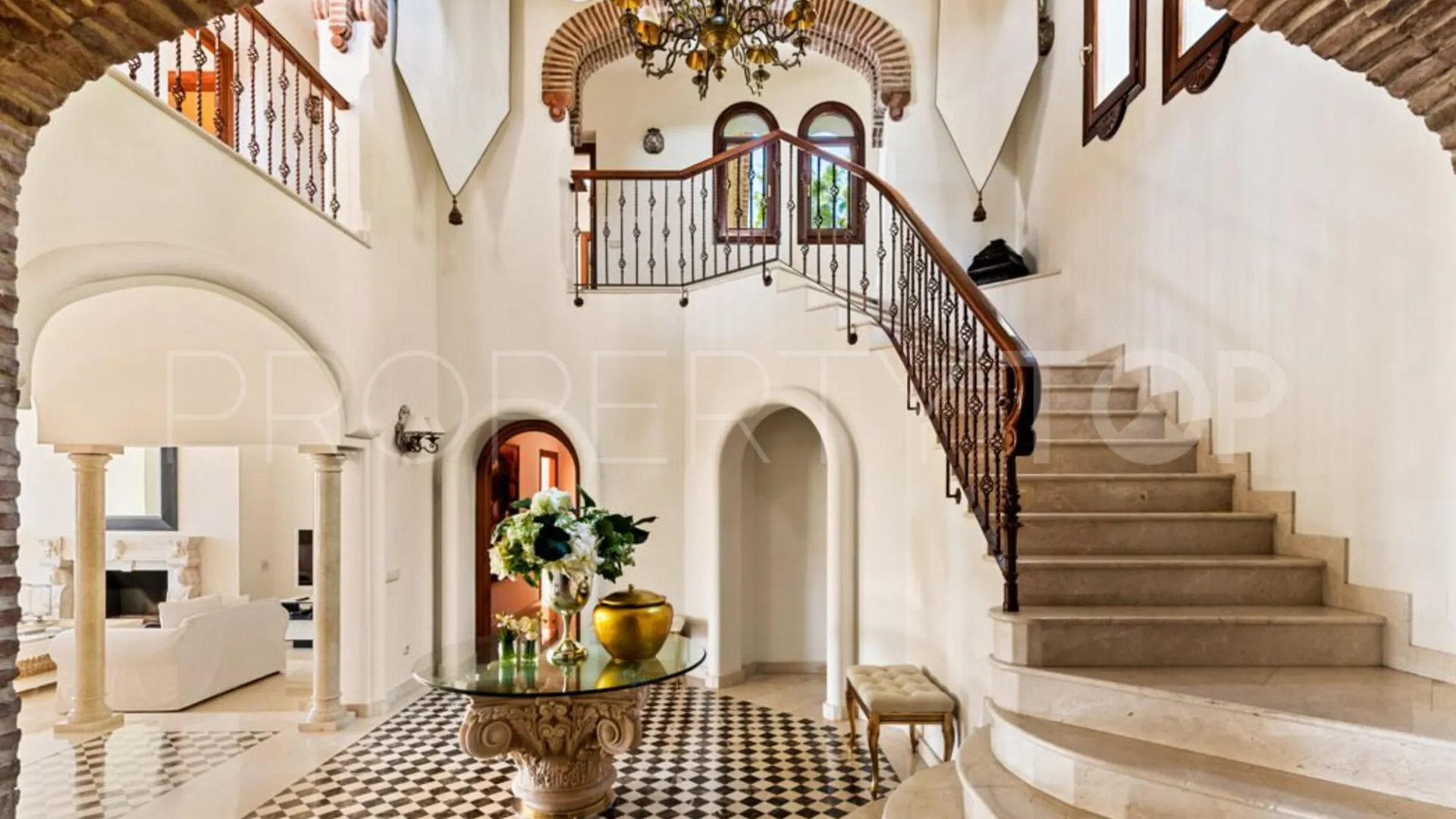 For sale Sierra Blanca 6 bedrooms villa
