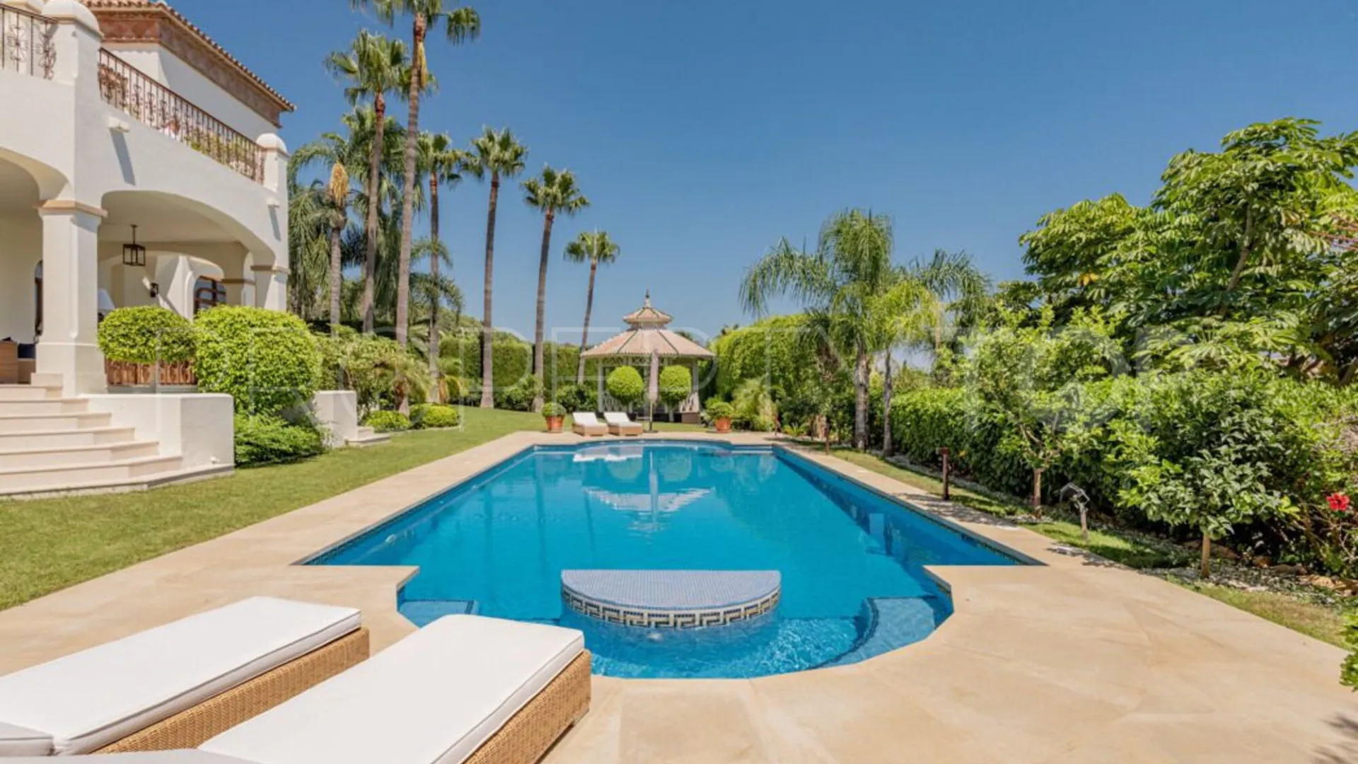 For sale Sierra Blanca 6 bedrooms villa