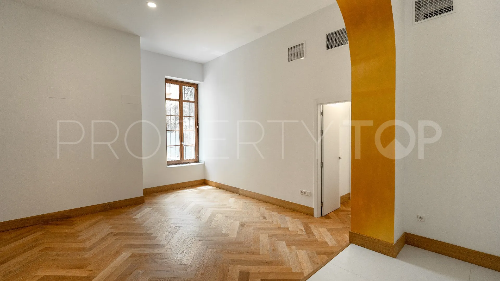 For sale apartment in Malaga with 2 bedrooms
