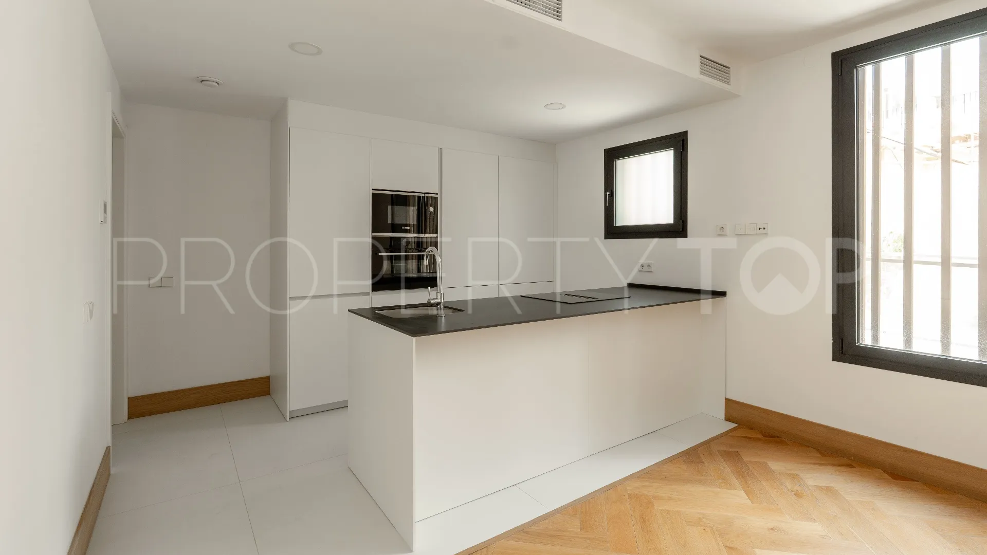 For sale apartment in Malaga with 2 bedrooms