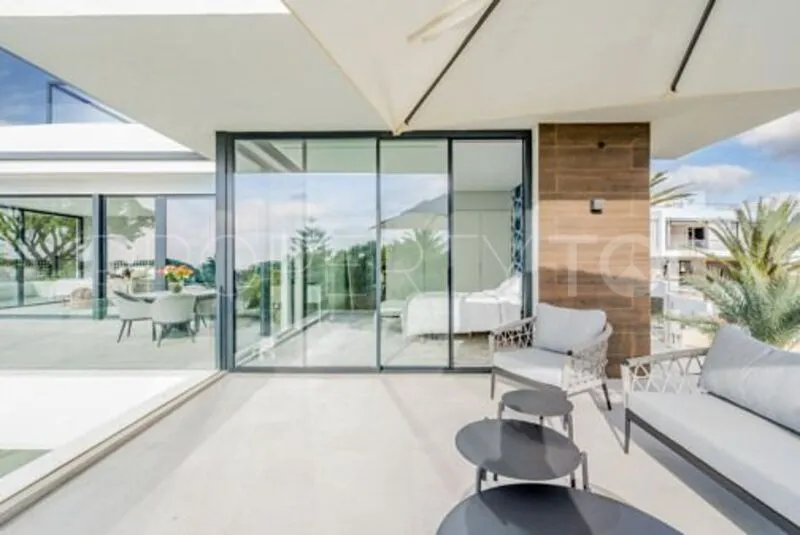 Se vende villa en Marbesa