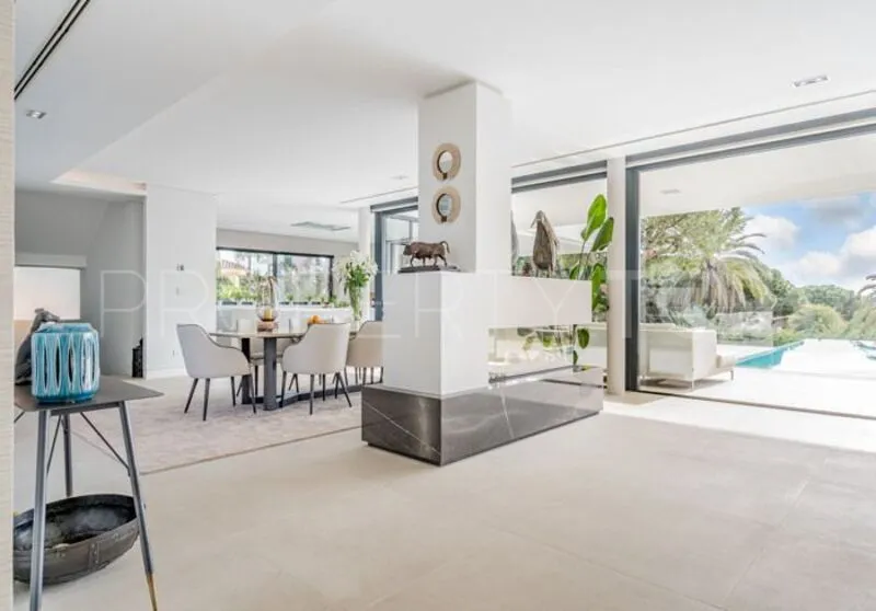 Se vende villa en Marbesa