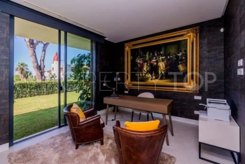Se vende villa en Marbesa