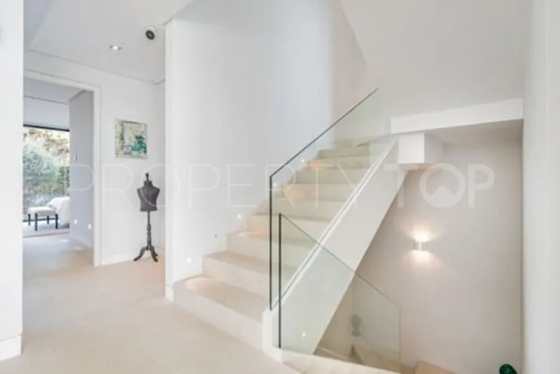 Se vende villa en Marbesa