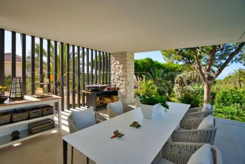 Se vende villa en Marbesa