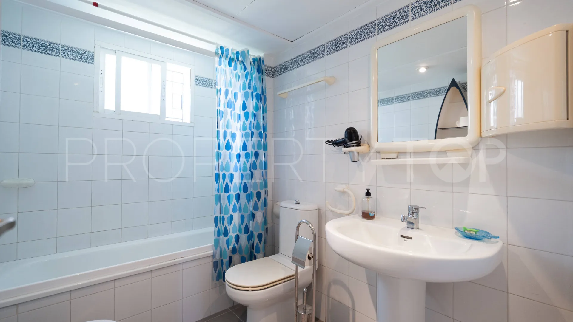 Town house for sale in Los Naranjos with 3 bedrooms
